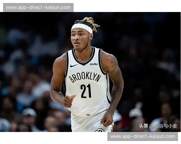 2025年NBA选秀丹尼-沃尔夫 篮网在首轮27顺位选下来自密歇根大学白色巨人